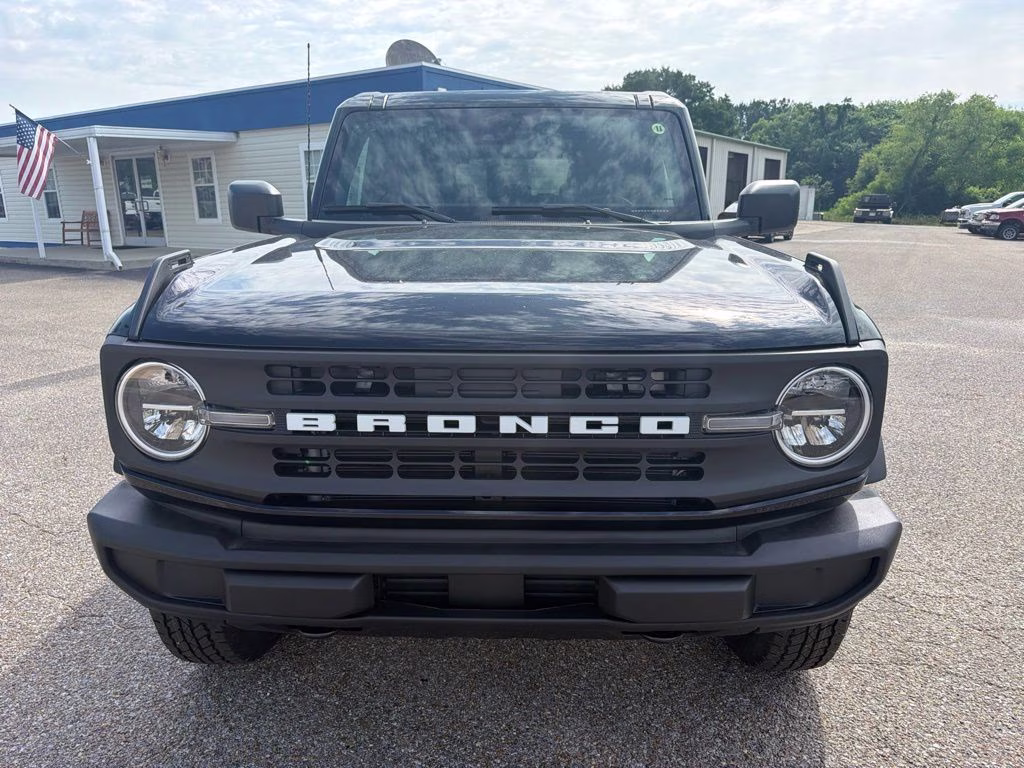 2026 Shadow Black Ford Bronco Big Bend 4X4 SUV