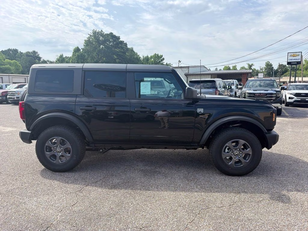 2026 Shadow Black Ford Bronco Big Bend 4X4 SUV