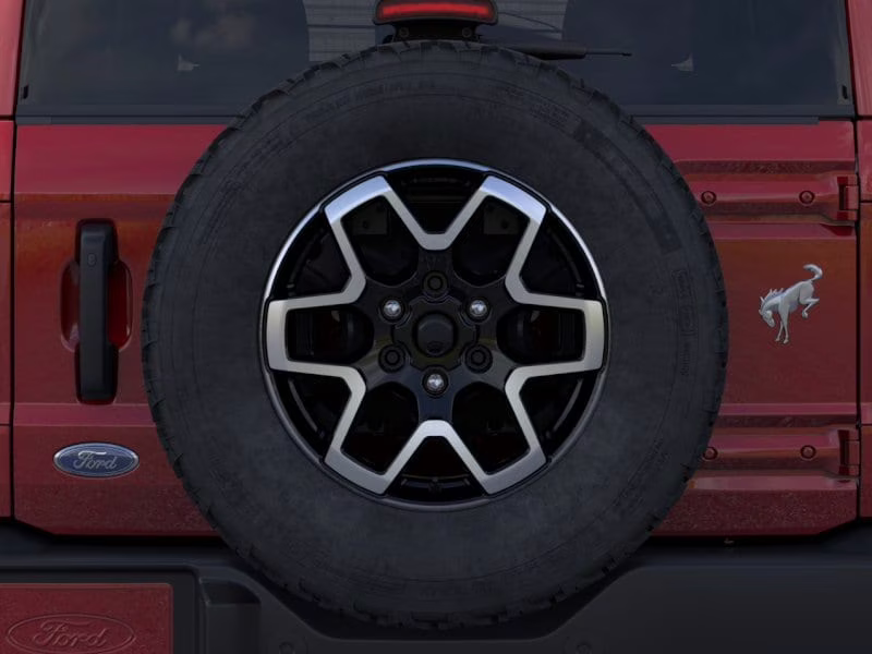 2026 Ruby Red Metallic Tinted Clearcoat Ford Bronco Outer Banks 4X4 SUV