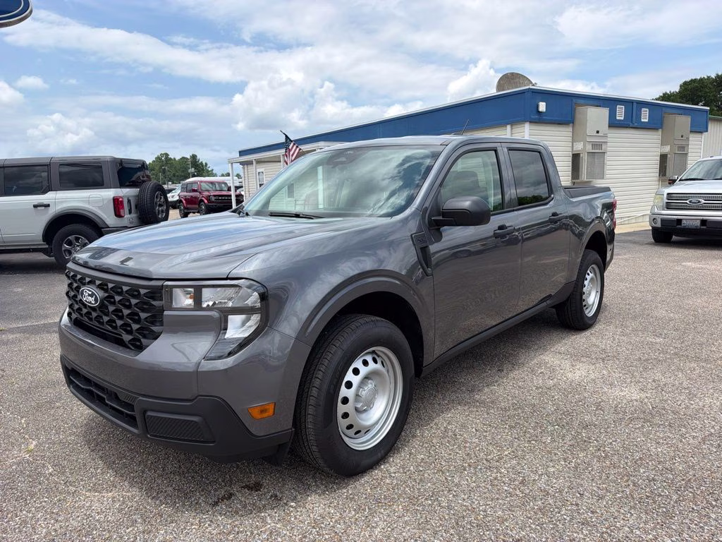 2026 Carbonized Gray Metallic Ford Maverick XL FWD Truck