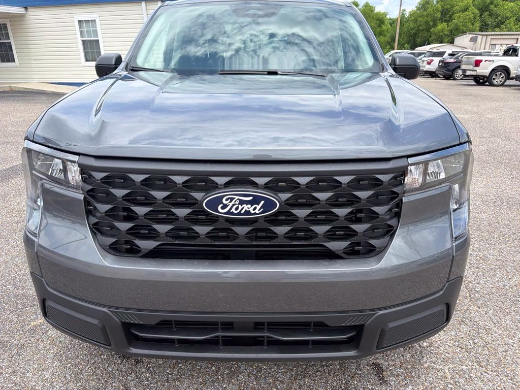 2026 Carbonized Gray Metallic Ford Maverick XL FWD Truck