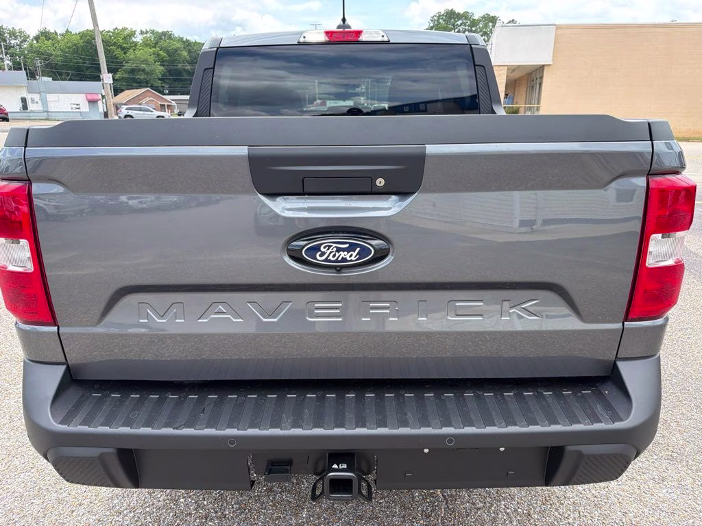 2026 Carbonized Gray Metallic Ford Maverick XL FWD Truck