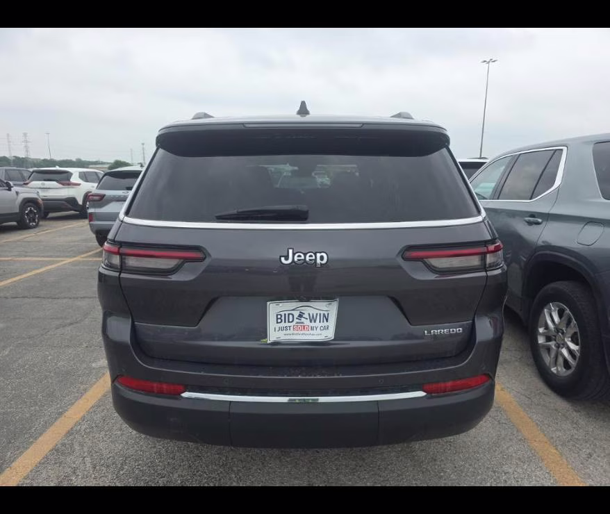 2023 Baltic Gray Metallic Clearcoat Jeep Grand Cherokee L Laredo RWD SUV