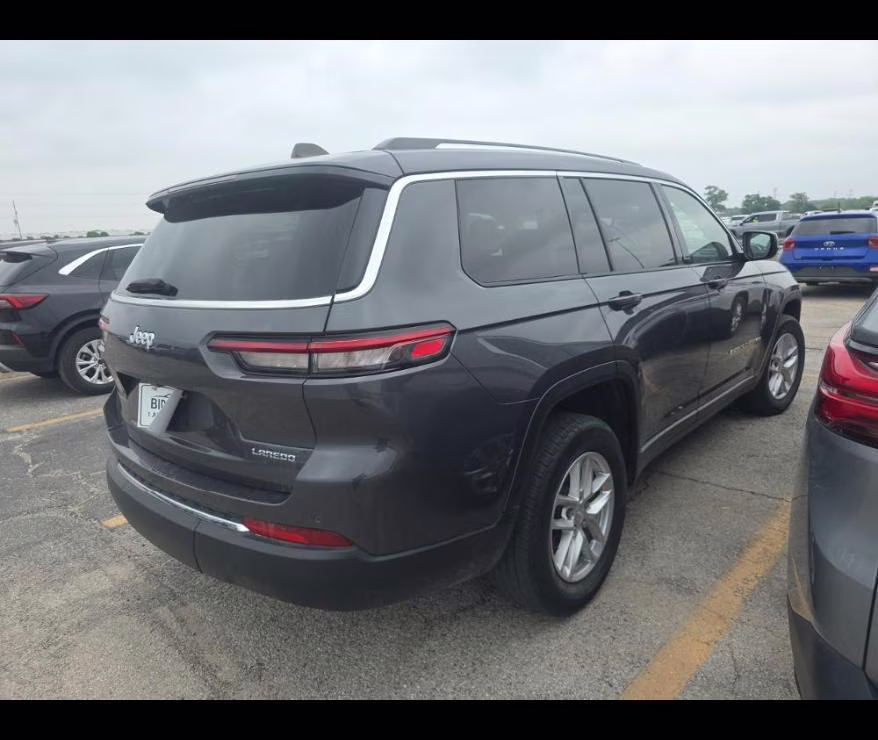 2023 Baltic Gray Metallic Clearcoat Jeep Grand Cherokee L Laredo RWD SUV
