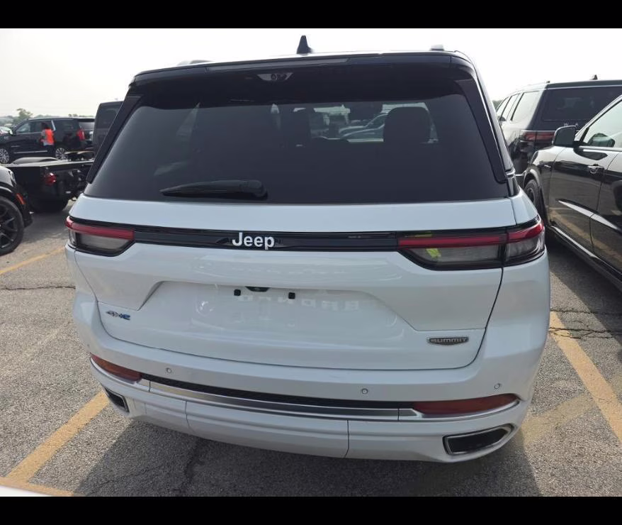2022 Bright White Clearcoat Jeep Grand Cherokee 4xe Summit Reserve 4X4 SUV