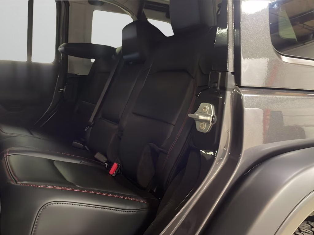 2026 Granite Crystal Metallic Clearcoat Jeep Wrangler Rubicon 4X4 SUV
