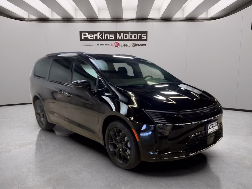 2027 Diamond Black Crystal Pearlcoat Chrysler Pacifica Limited AWD Van
