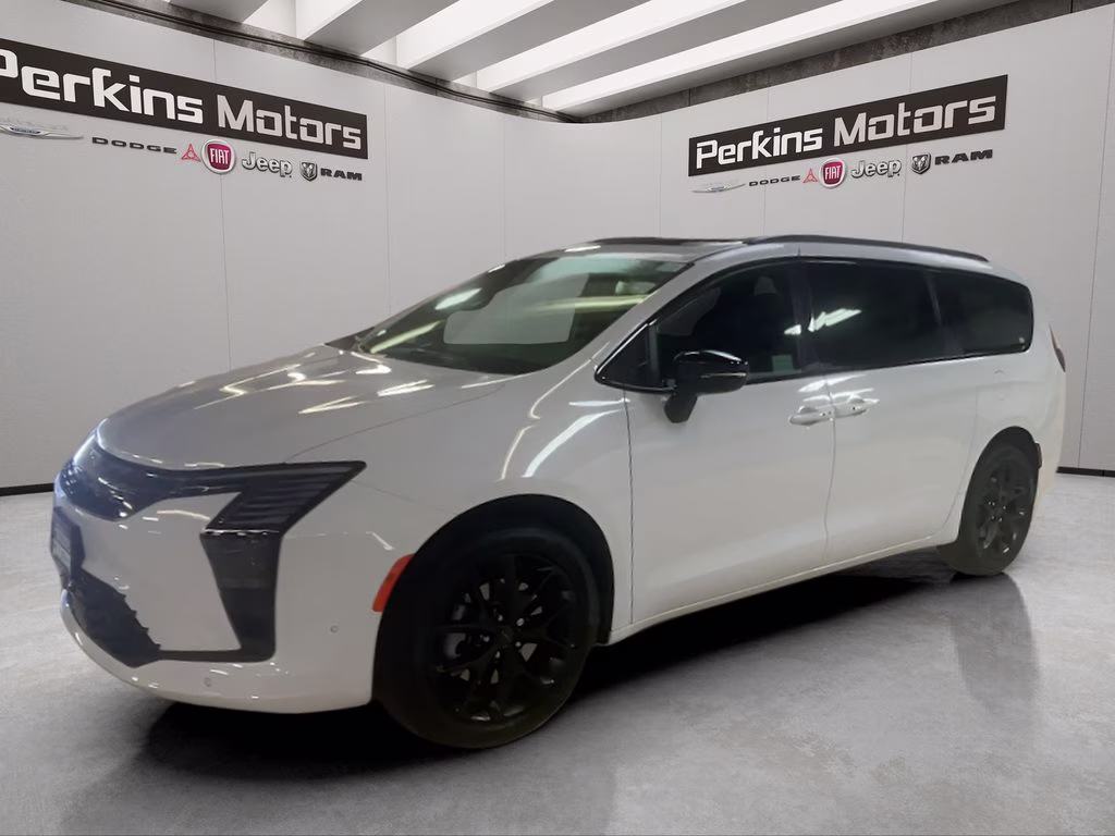 2027 Bright White Clearcoat Chrysler Pacifica Limited AWD Van