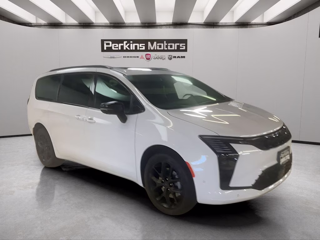 2027 Bright White Clearcoat Chrysler Pacifica Limited AWD Van