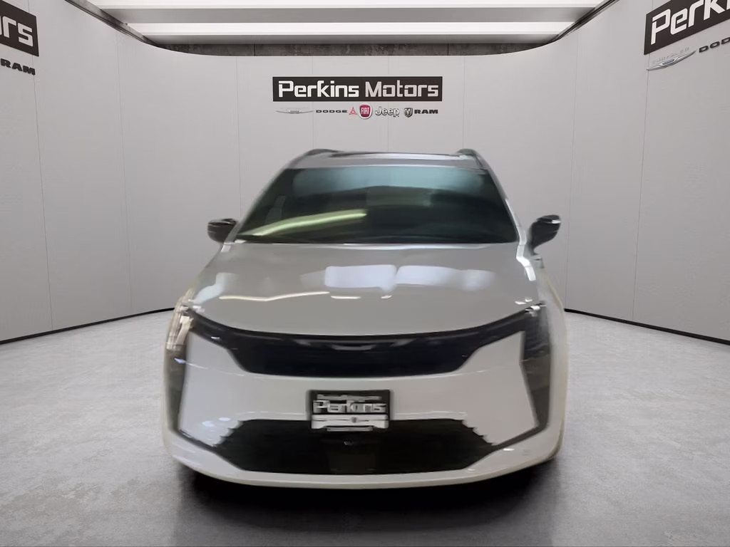 2027 Bright White Clearcoat Chrysler Pacifica Limited AWD Van