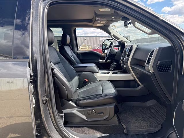 2019 Magnetic Ford F-150 Lariat 4X4 Truck