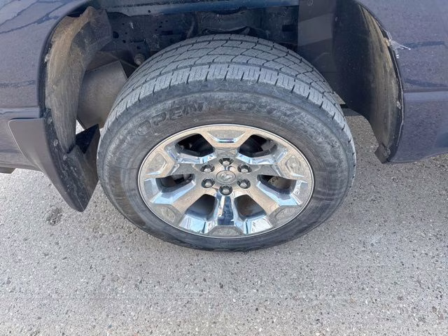 2023 Patriot Blue Pearlcoat Ram 1500 Big Horn/Lone Star 4X4 Truck