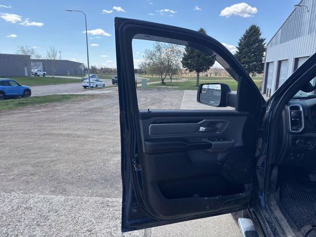 2023 Patriot Blue Pearlcoat Ram 1500 Big Horn/Lone Star 4X4 Truck