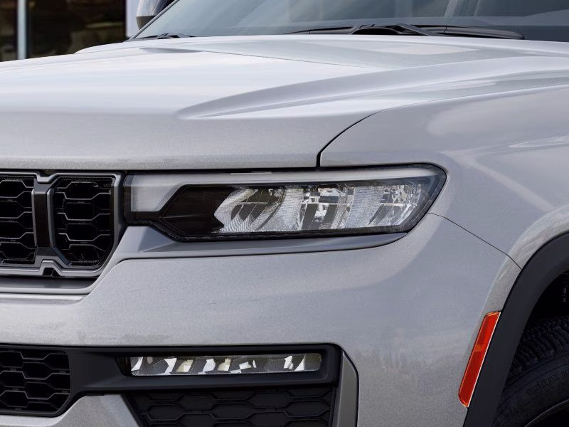 2026 Silver Zynith Jeep Grand Cherokee L Limited 4X4 SUV