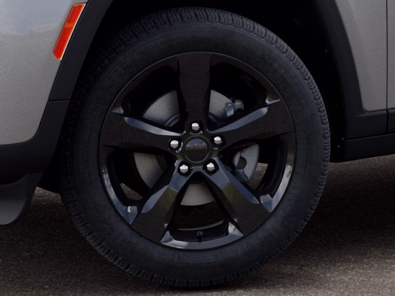 2026 Silver Zynith Jeep Grand Cherokee L Limited 4X4 SUV