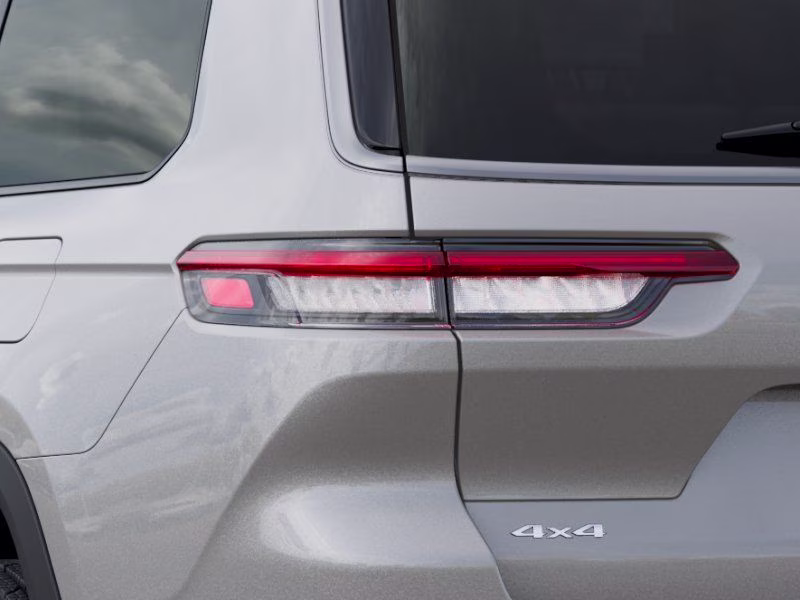 2026 Silver Zynith Jeep Grand Cherokee L Limited 4X4 SUV