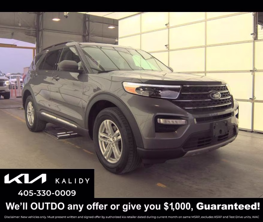 2022 Ford Explorer XLT 4WD's photo