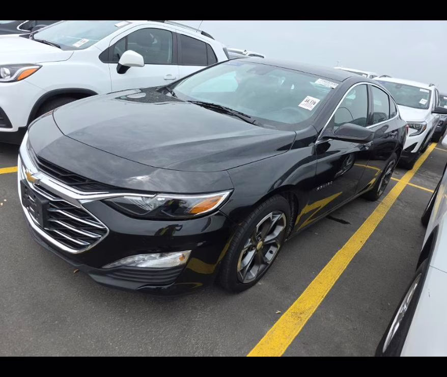 2022 Mosaic Black Metallic Chevrolet Malibu LT FWD Sedan