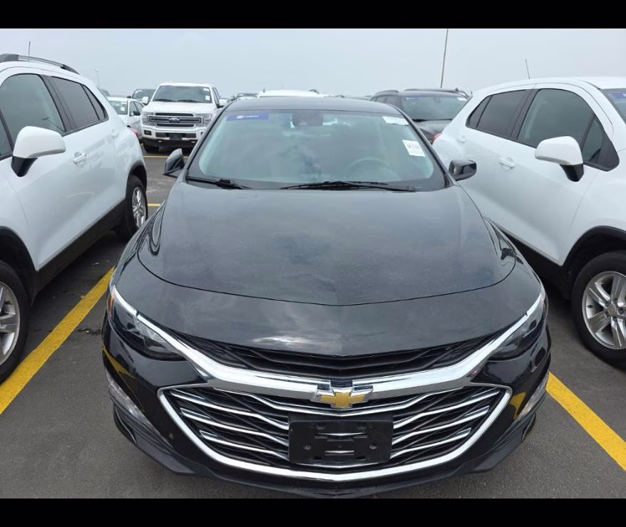 2022 Mosaic Black Metallic Chevrolet Malibu LT FWD Sedan