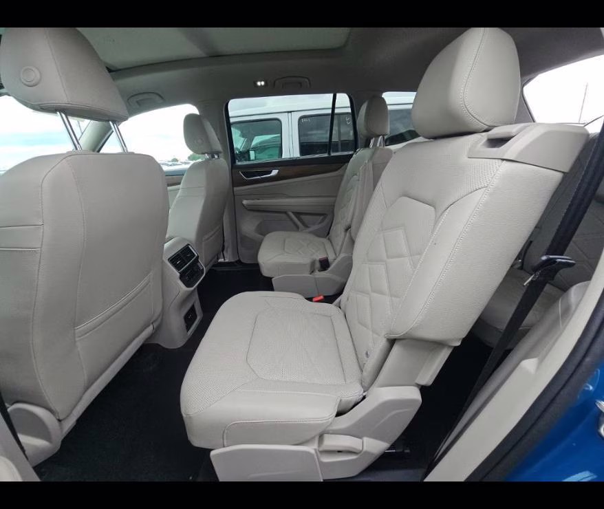 2025 Mountain Lake Blue Metallic Volkswagen Atlas 2.0T SE w/Technology FWD SUV