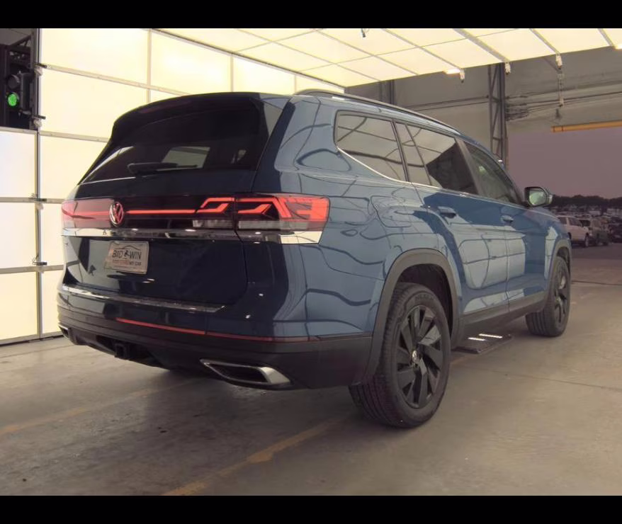 2025 Mountain Lake Blue Metallic Volkswagen Atlas 2.0T SE w/Technology FWD SUV
