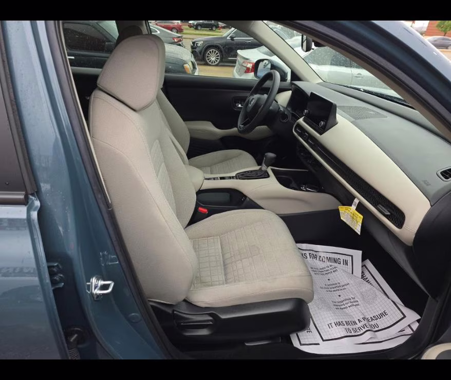2025 Honda HR-V LX 2WD CVT FWD