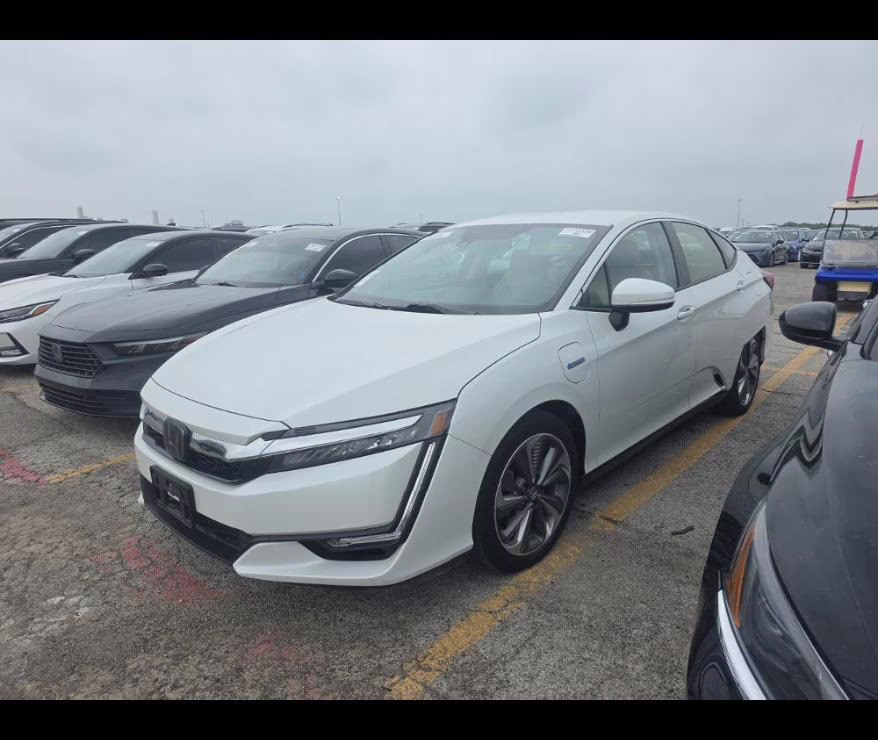 2018 Platinum White Pearl Honda Clarity Plug-In Hybrid SEDAN FWD Sedan