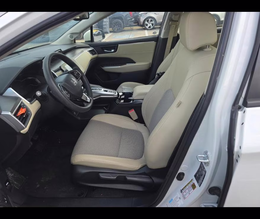 2018 Platinum White Pearl Honda Clarity Plug-In Hybrid SEDAN FWD Sedan