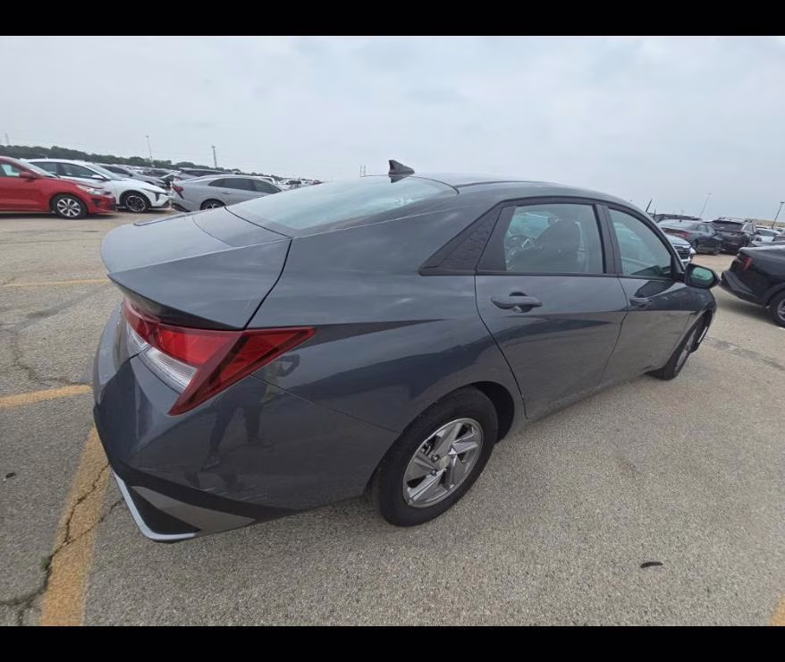 2025 Ecotronic Gray Hyundai Elantra SE FWD Sedan
