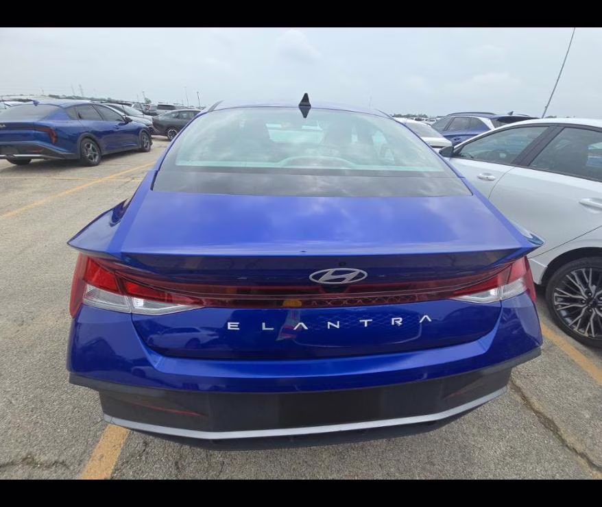 2024 Intense Blue Hyundai Elantra SEL FWD Sedan