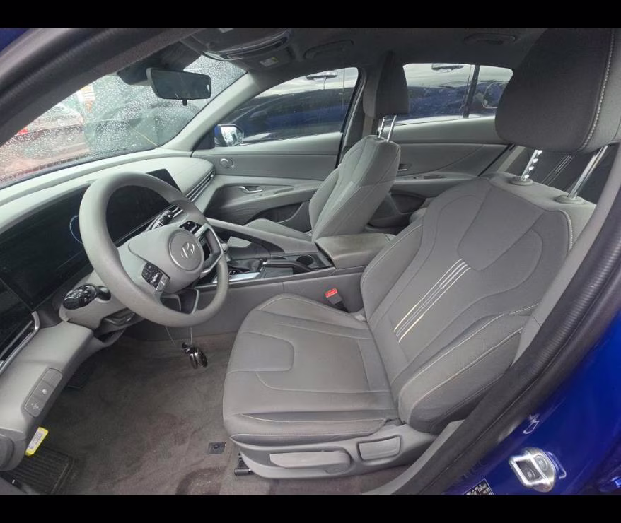2024 Intense Blue Hyundai Elantra SEL FWD Sedan