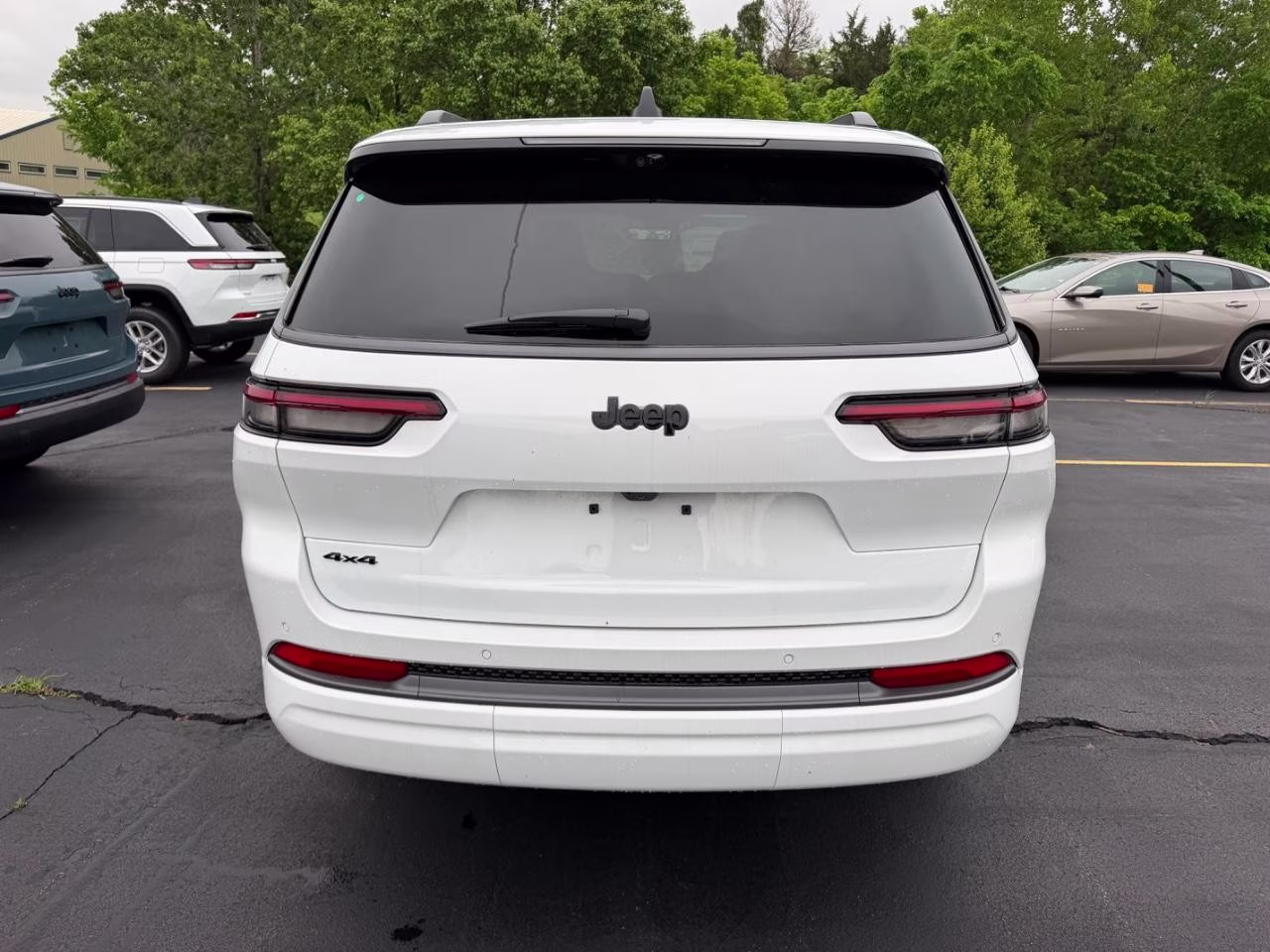 2026 Bright White Clearcoat Jeep Grand Cherokee L Limited Reserve 4X4 SUV