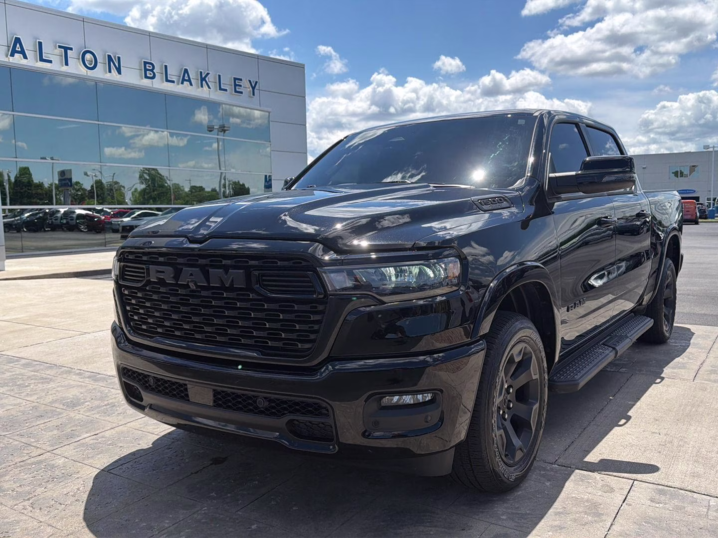 2025 Diamond Black Crystal Pearlcoat Ram 1500 Big Horn 4X4 Truck