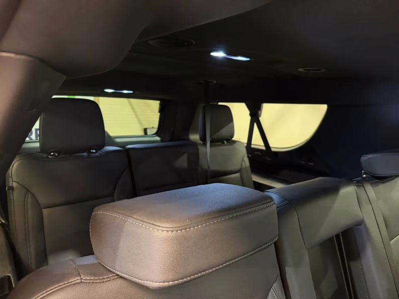 2025 Chevrolet Suburban Z71 Sport Utility 4D 4X4