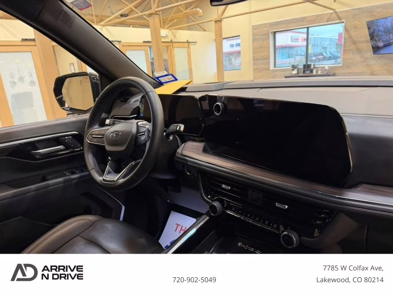 2025 Chevrolet Suburban Z71 Sport Utility 4D 4X4