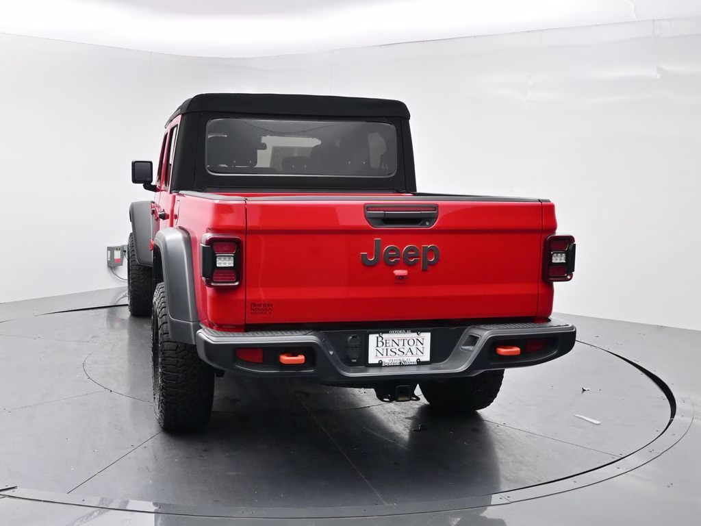 2024 Firecracker Red Clearcoat Jeep Gladiator Mojave 4X4 Truck