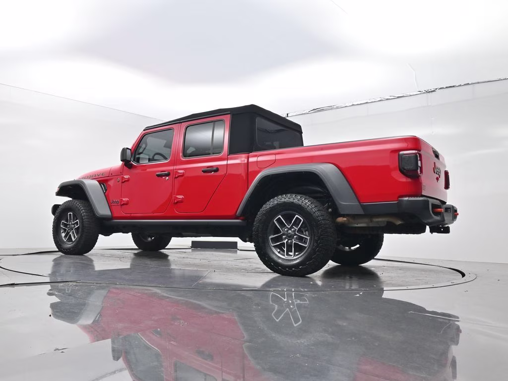 2024 Firecracker Red Clearcoat Jeep Gladiator Mojave 4X4 Truck