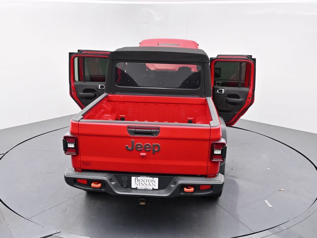 2024 Firecracker Red Clearcoat Jeep Gladiator Mojave 4X4 Truck
