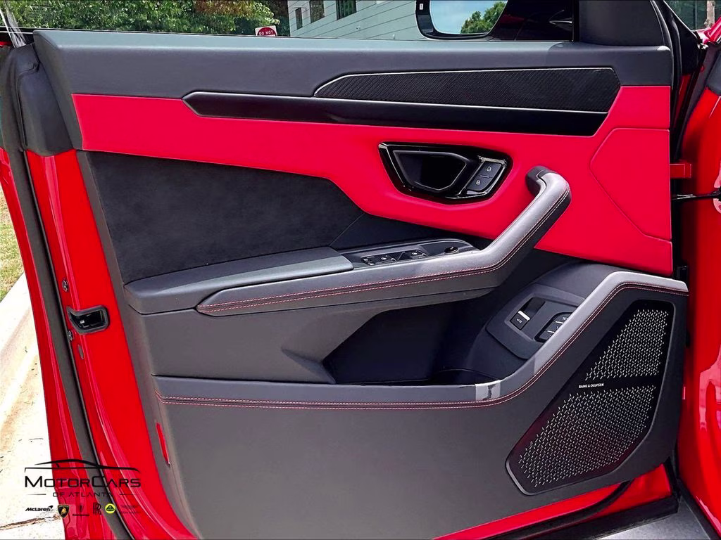 2024 Lamborghini Urus S AWD SUV