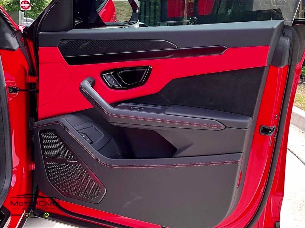 2024 Lamborghini Urus S AWD SUV