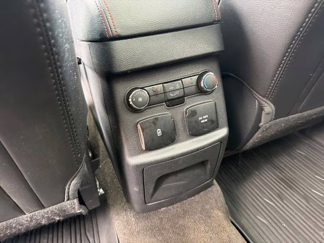 2018 White Platinum Clearcoat Metallic Ford Explorer Sport 4X4 SUV