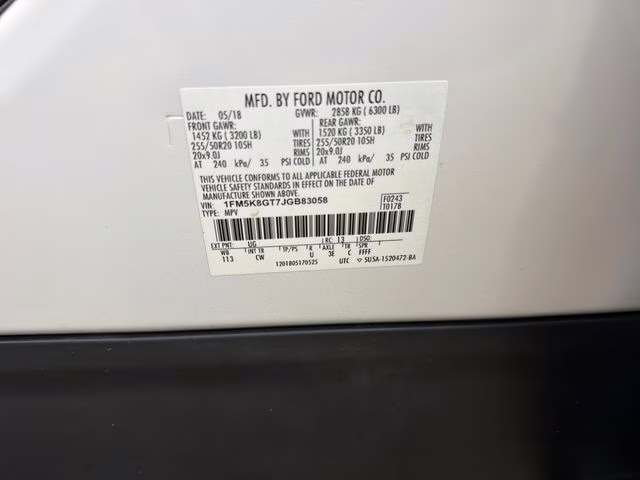 2018 White Platinum Clearcoat Metallic Ford Explorer Sport 4X4 SUV
