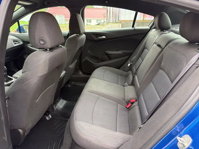 2016 Kinetic Blue Metallic Chevrolet Cruze LT FWD Sedan