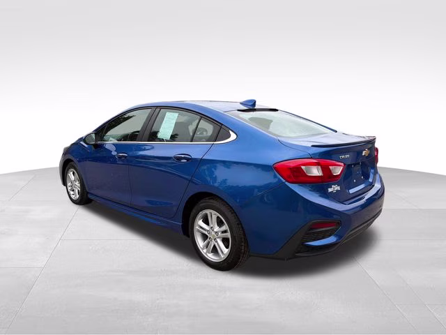 2016 Kinetic Blue Metallic Chevrolet Cruze LT FWD Sedan