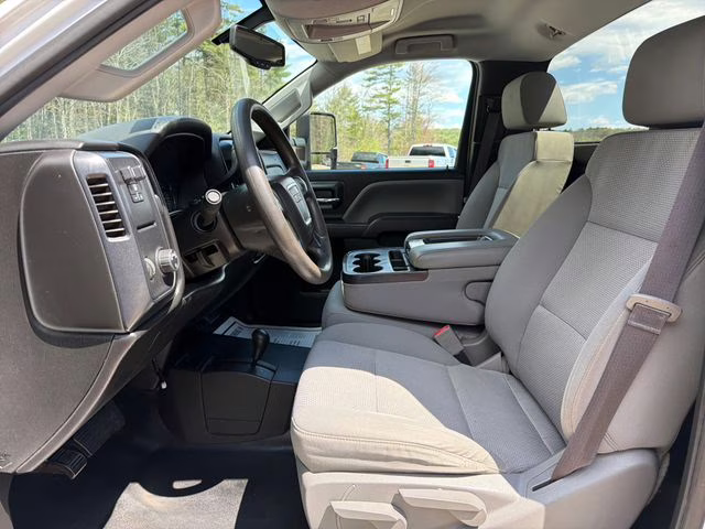 2017 Summit White GMC Sierra 3500HD Base 4X4 Truck