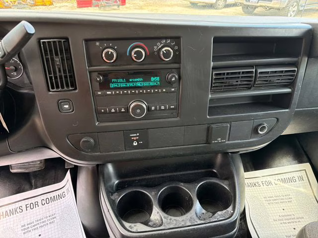 2017 Summit White Chevrolet Express 3500 Work Van RWD Truck