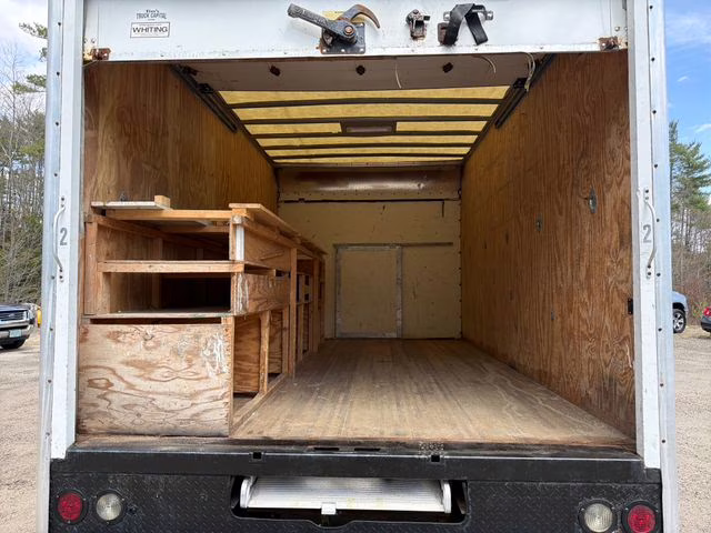 2017 Summit White Chevrolet Express 3500 Work Van RWD Truck