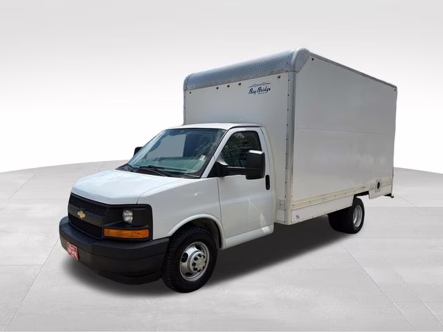 2017 Summit White Chevrolet Express 3500 Work Van RWD Truck