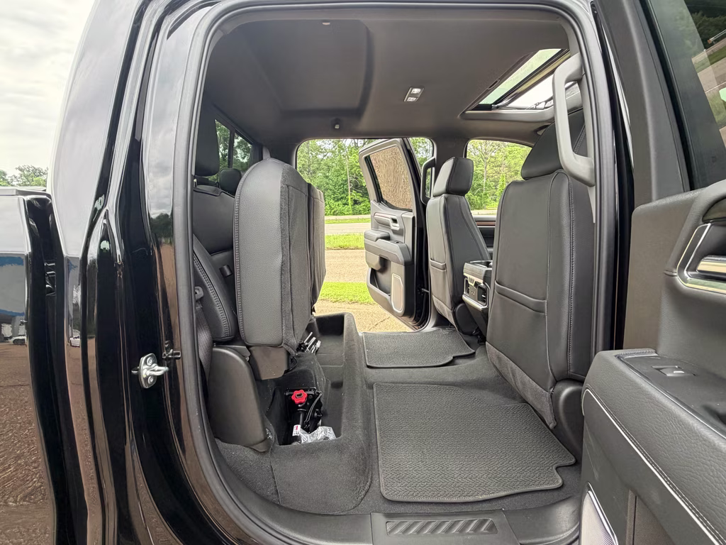 2025 Onyx Black GMC Sierra Denali 4X4 Truck