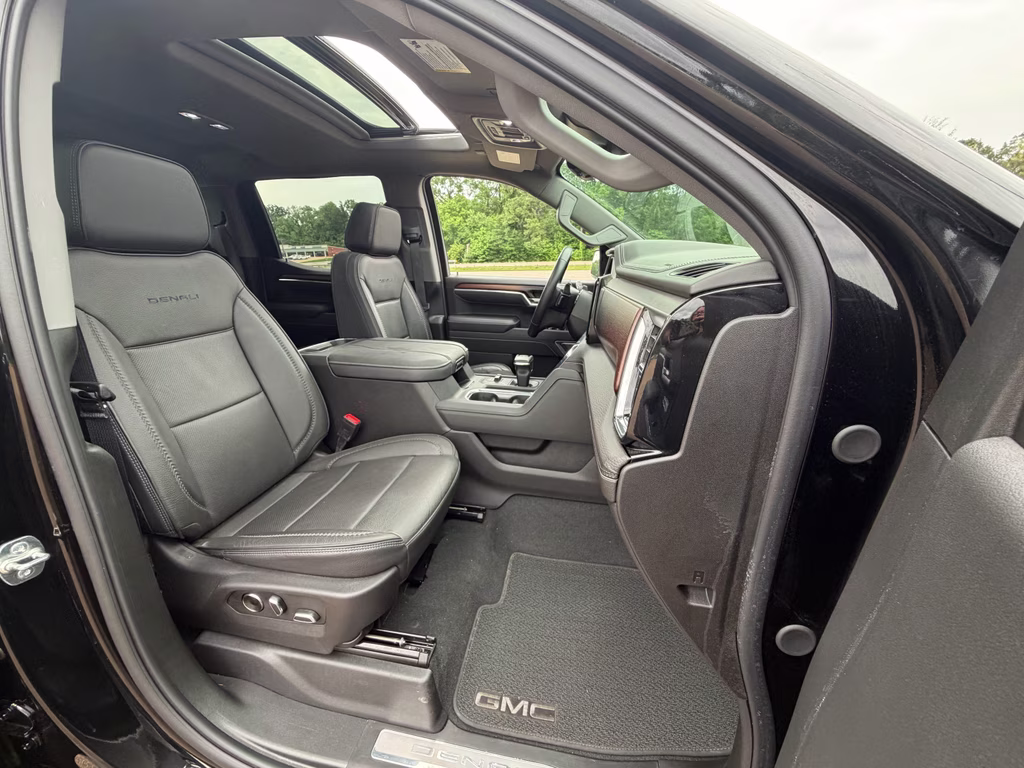 2025 Onyx Black GMC Sierra Denali 4X4 Truck